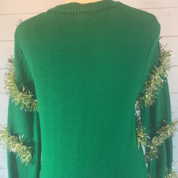 Christmas Sweater - Picture 5 of 7